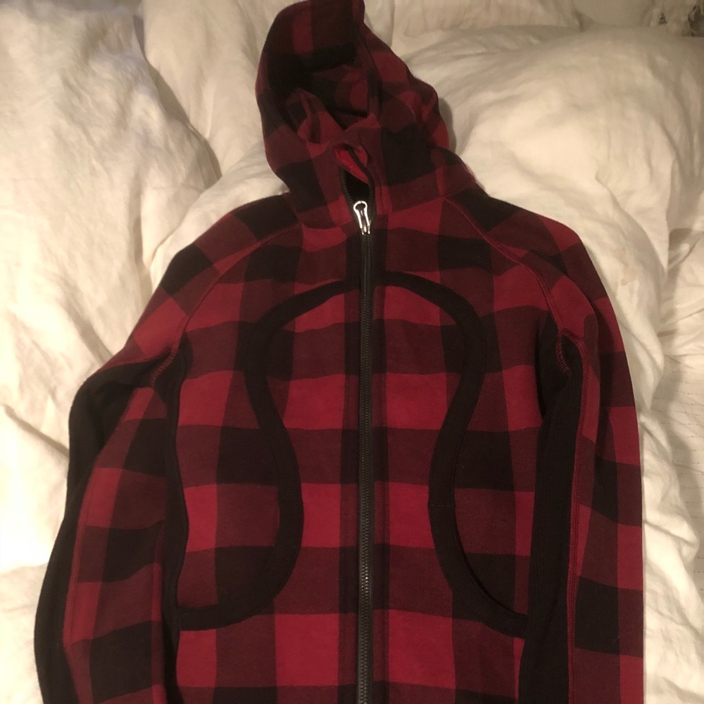 Lululemon zip up. EUC